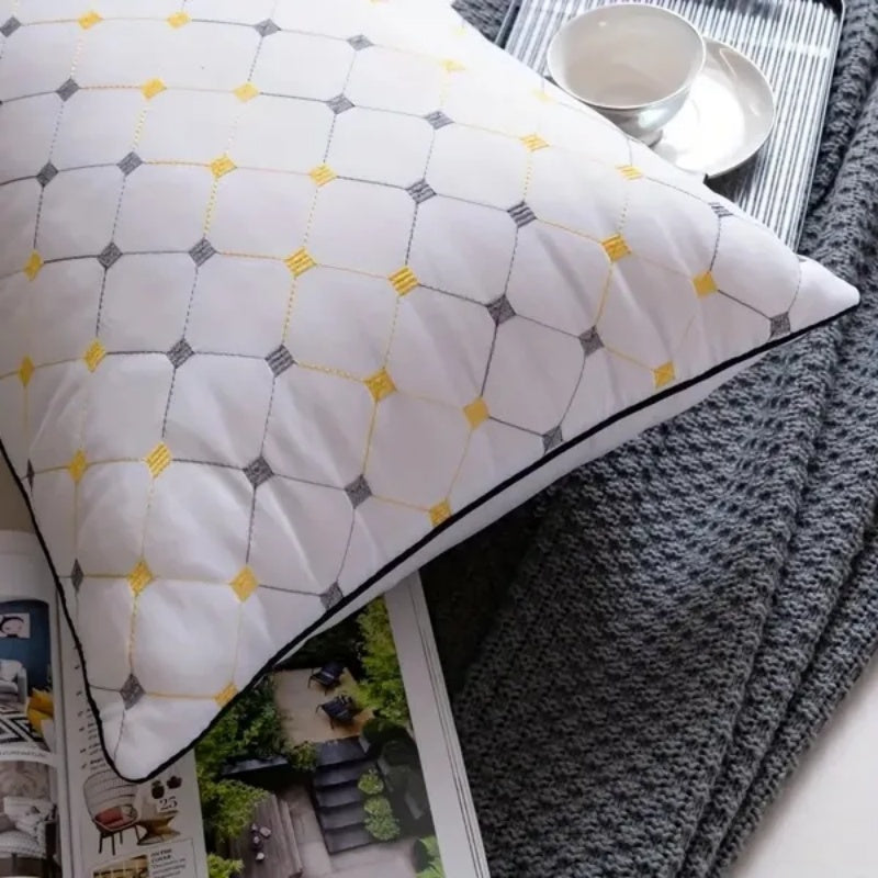Luxury Hotel-Grade Neck Support Pillow
