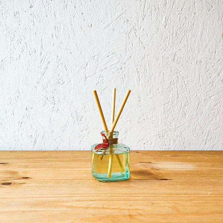 Home diffuser - recycled glass and wooden reeds - Mystical affair